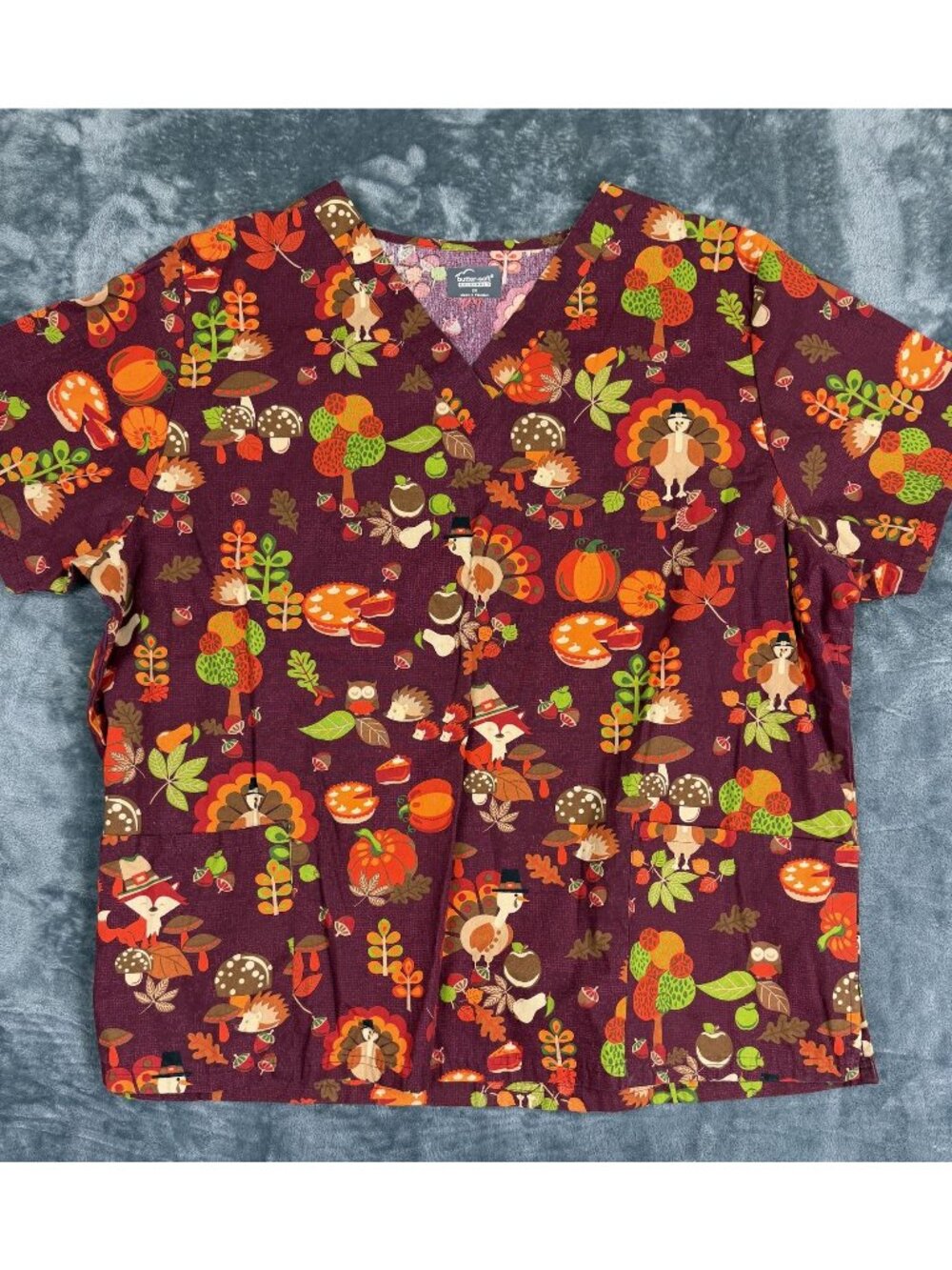 Butter-Soft Originals Womens Fall Print Scrub Top 2X V-Neck Turkey Pumpkin Acorn